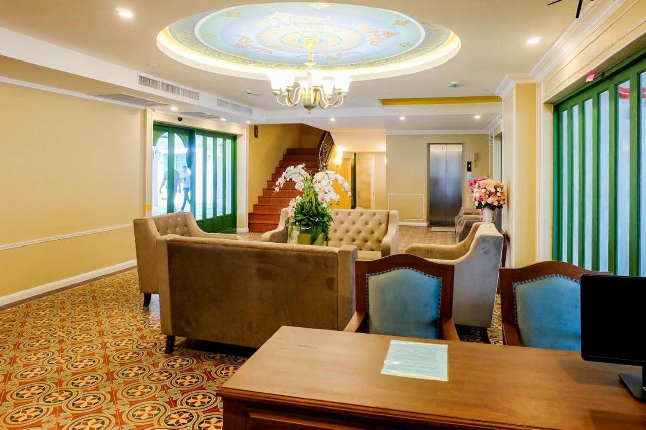 Siri Heritage Bangkok Hotel - Sha Extra Plus Екстер'єр фото